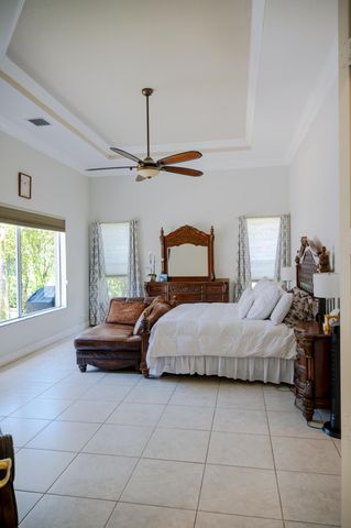 10122 Oak Meadow Lane, Lake Worth, FL 33449