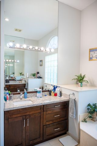 10122 Oak Meadow Lane, Lake Worth, FL 33449