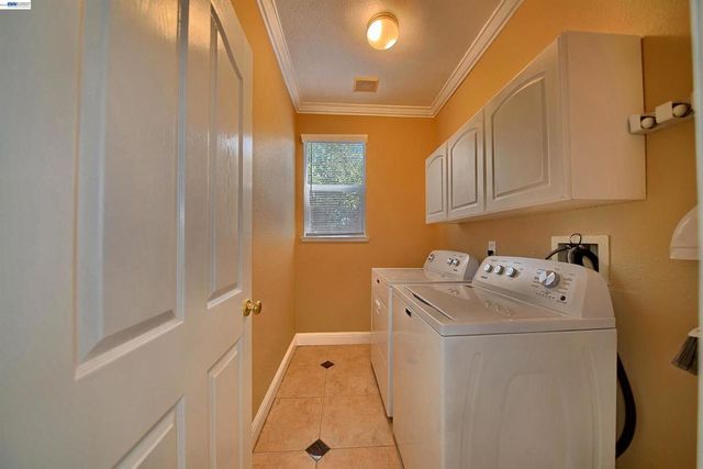 6472 Owl Way, Livermore, CA 94551