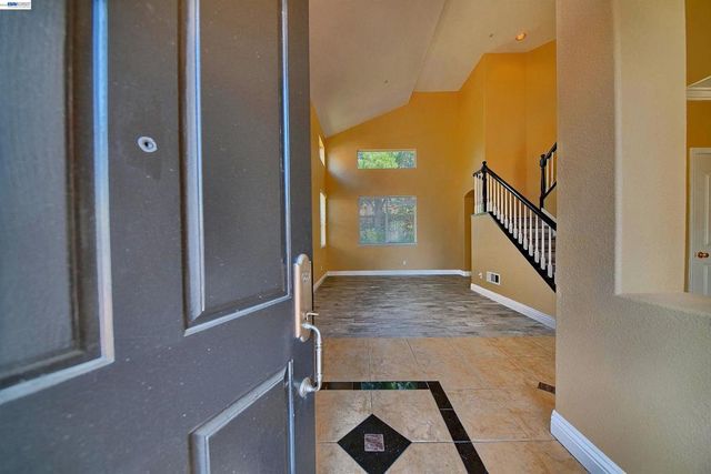 6472 Owl Way, Livermore, CA 94551