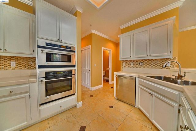 6472 Owl Way, Livermore, CA 94551