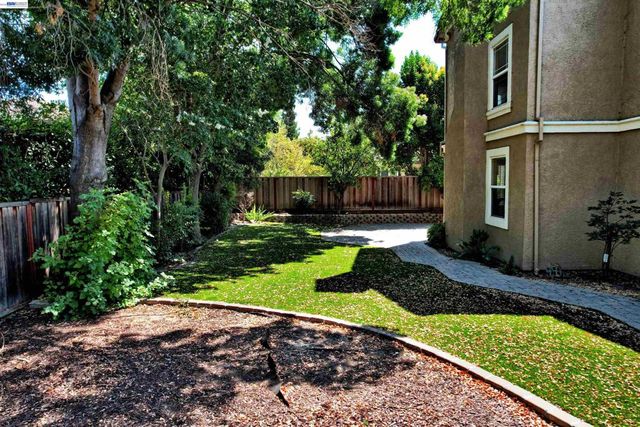 6472 Owl Way, Livermore, CA 94551