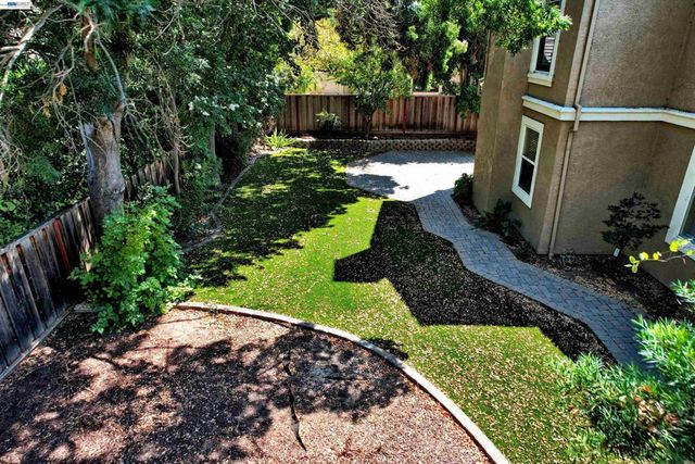 6472 Owl Way, Livermore, CA 94551