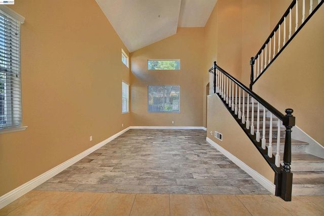 6472 Owl Way, Livermore, CA 94551