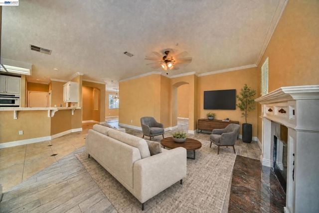 6472 Owl Way, Livermore, CA 94551