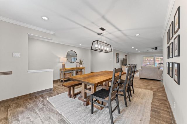 1167 Chamboard Lane, Houston, TX 77018
