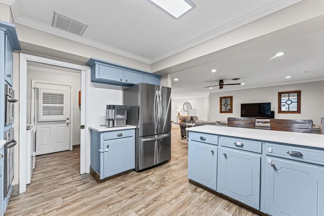 1167 Chamboard Lane, Houston, TX 77018