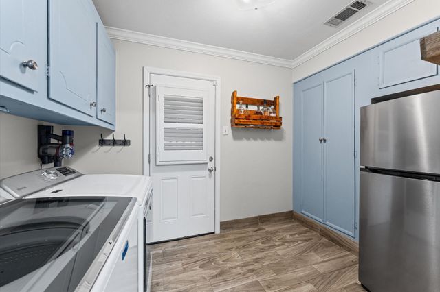 1167 Chamboard Lane, Houston, TX 77018