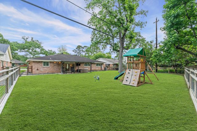 1167 Chamboard Lane, Houston, TX 77018