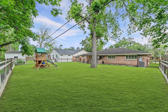 1167 Chamboard Lane, Houston, TX 77018