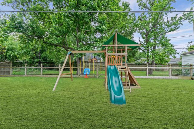 1167 Chamboard Lane, Houston, TX 77018