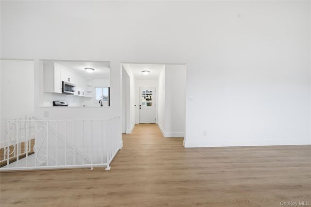 26 Wilshire Drive, North Babylon, NY 11703