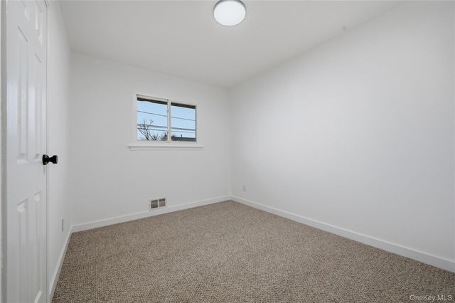 26 Wilshire Drive, North Babylon, NY 11703