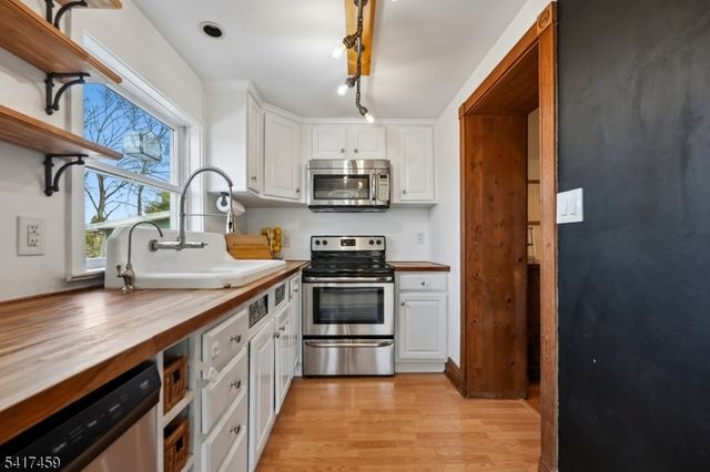 84 LINCOLN AVENUE, Lambertville City, NJ 08530