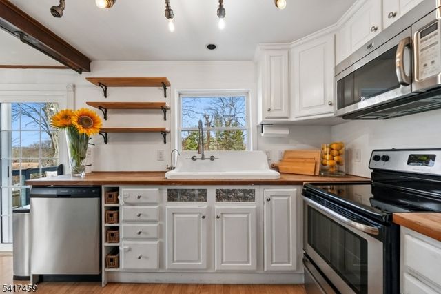 84 LINCOLN AVENUE, Lambertville City, NJ 08530