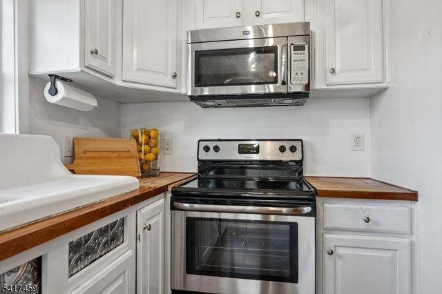 84 LINCOLN AVENUE, Lambertville City, NJ 08530