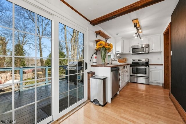 84 LINCOLN AVENUE, Lambertville City, NJ 08530