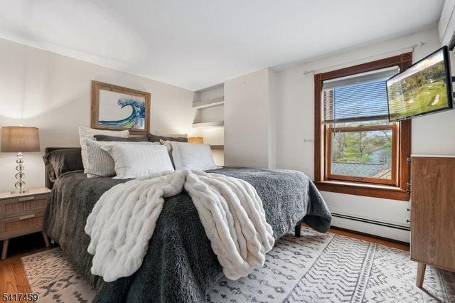 84 LINCOLN AVENUE, Lambertville City, NJ 08530