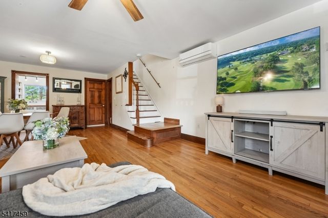 84 LINCOLN AVENUE, Lambertville City, NJ 08530