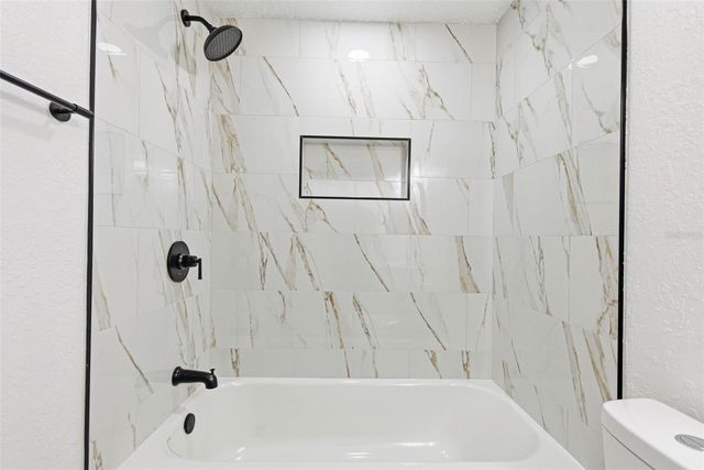 6416 EDEN LANE, Tampa, FL 33634