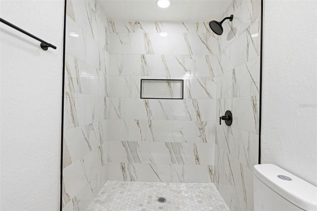 6416 EDEN LANE, Tampa, FL 33634