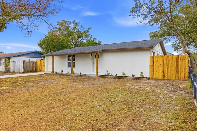 6416 EDEN LANE, Tampa, FL 33634