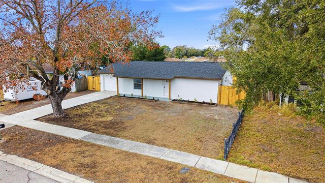 6416 EDEN LANE, Tampa, FL 33634