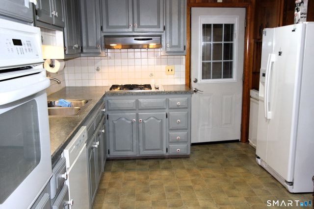 560 Governors Highway, South Windsor, CT 06074