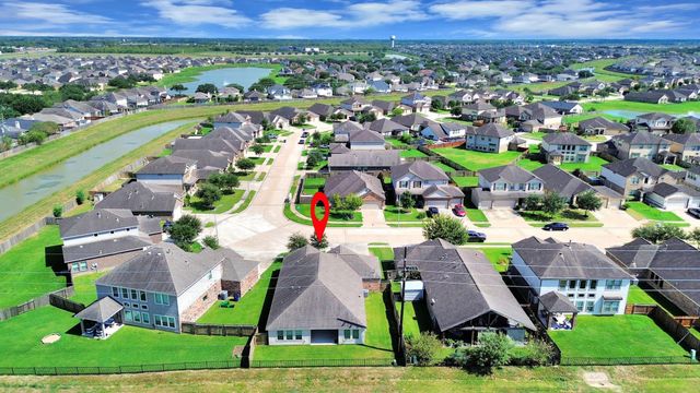 55 Alyssa Palms Drive, Manvel, TX 77578