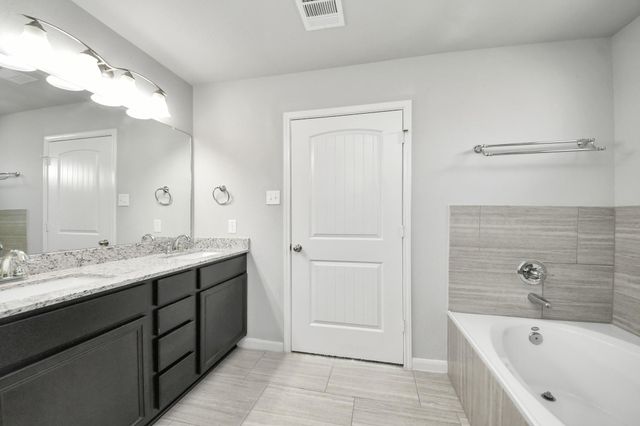 55 Alyssa Palms Drive, Manvel, TX 77578