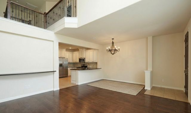 3911 Cascade Sky Drive, Arlington, TX 76005