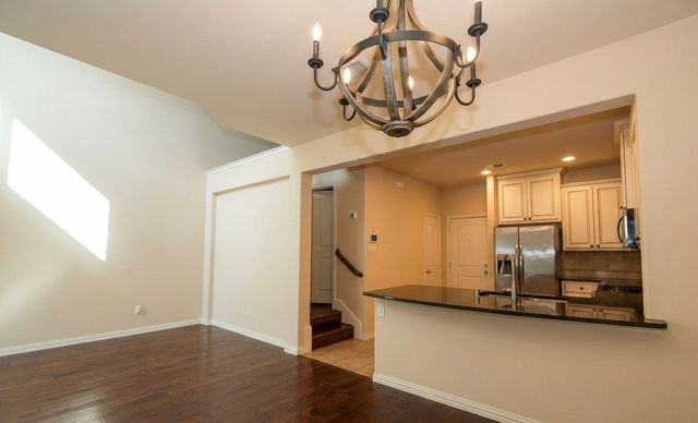 3911 Cascade Sky Drive, Arlington, TX 76005