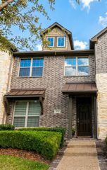 3911 Cascade Sky Drive, Arlington, TX 76005