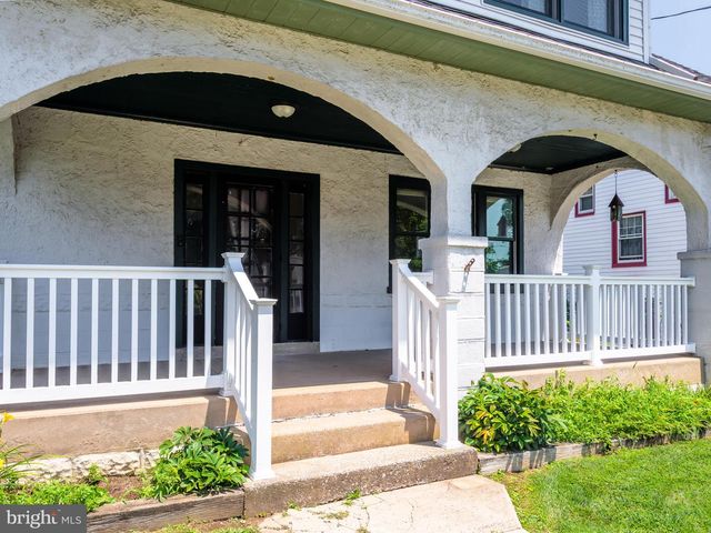 25 MANOR RD, Paoli, PA 19301
