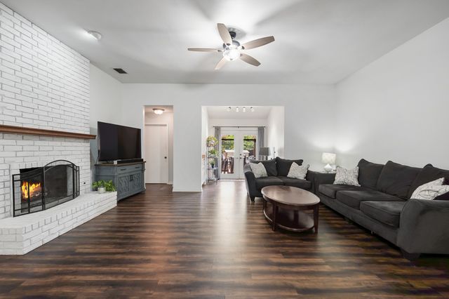 5615 Vinewood Drive, Garland, TX 75043