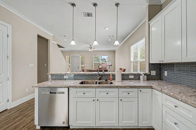 1605 Armistead Street, College Station, TX 77840