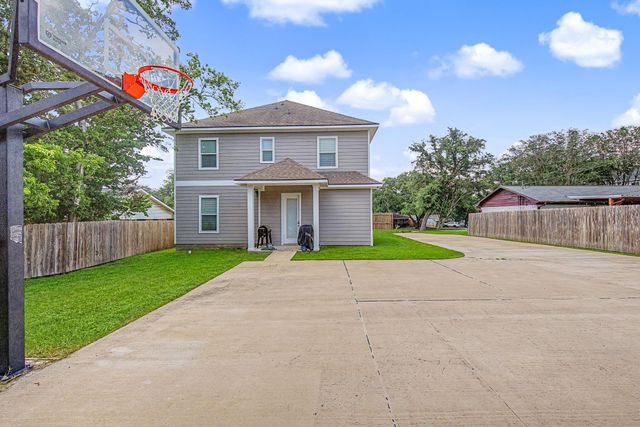 1605 Armistead Street, College Station, TX 77840