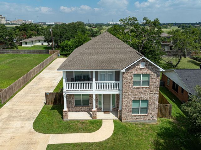 1605 Armistead Street, College Station, TX 77840