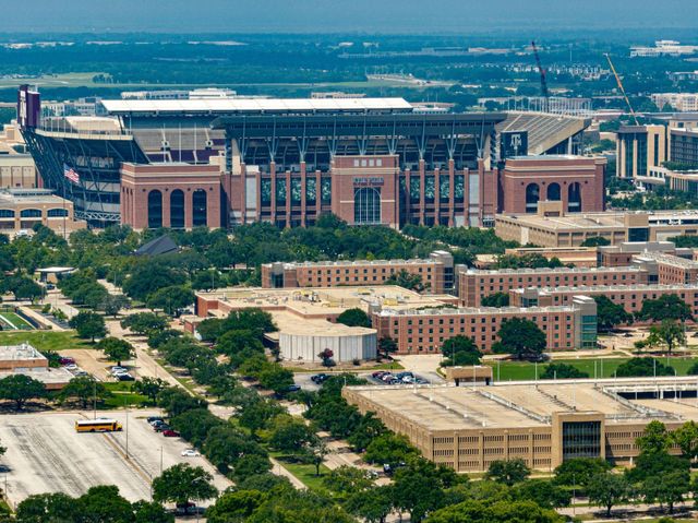 1605 Armistead Street, College Station, TX 77840