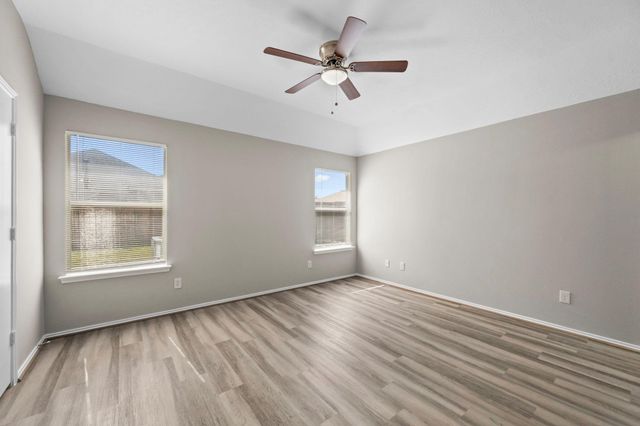 8922 Aspen Trace Lane, Humble, TX 77338