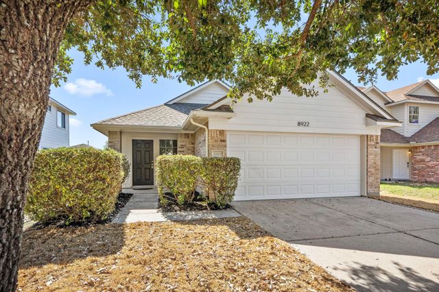 8922 Aspen Trace Lane, Humble, TX 77338