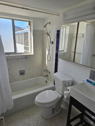 1950 Lake Osborne Drive 12, Lake Worth Beach, FL 33461