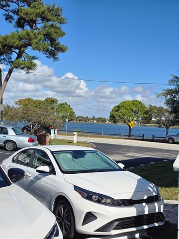 1950 Lake Osborne Drive 12, Lake Worth Beach, FL 33461