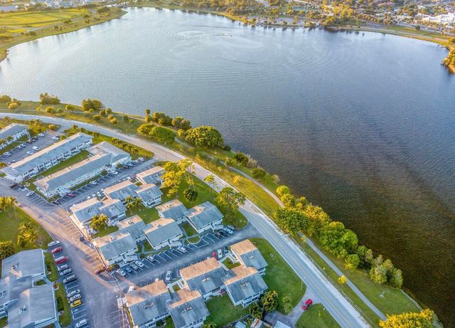 1950 Lake Osborne Drive 12, Lake Worth Beach, FL 33461
