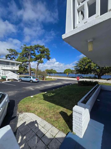 1950 Lake Osborne Drive 12, Lake Worth Beach, FL 33461