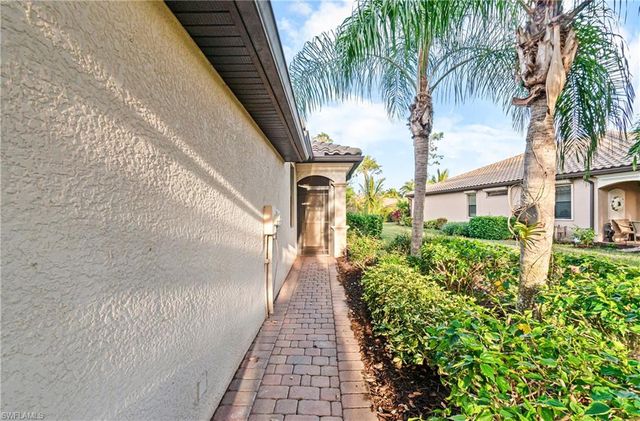 9101 Water Tupelo RD, Fort Myers, FL 33912