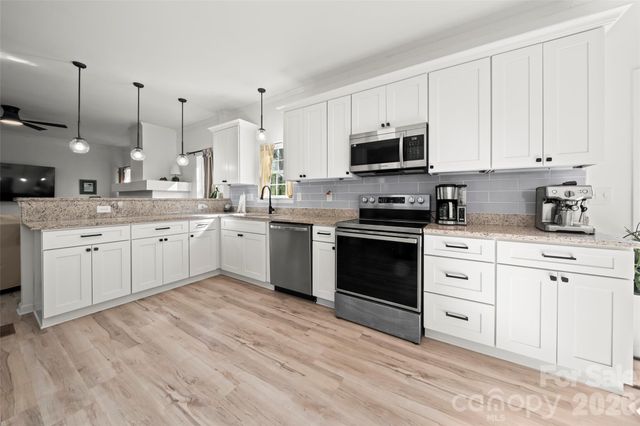 8611 Bent Creek Road, Waxhaw, NC 28173