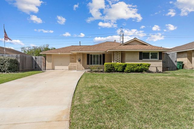 1214 W 31st Street, Houston, TX 77018