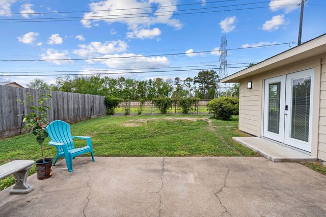 1214 W 31st Street, Houston, TX 77018
