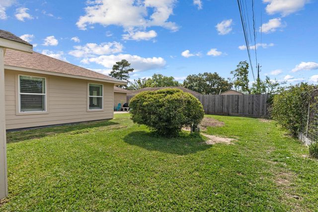 1214 W 31st Street, Houston, TX 77018
